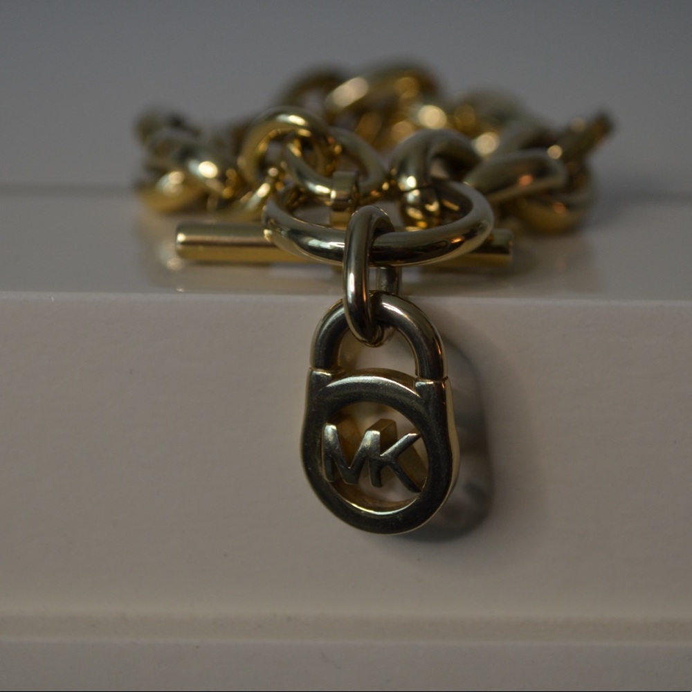 Michael Kors chain charm
